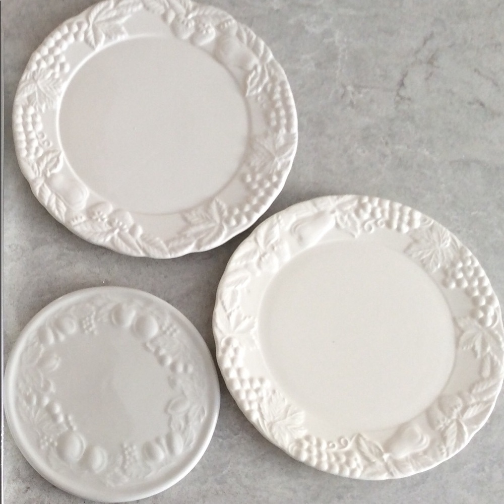 Fruity Dishes, (3)       (v)